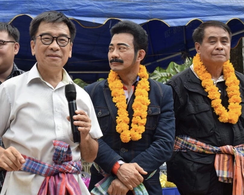 ยงยุทธ ศรัณย์วุฒิ และพล.ต.ท.สมศักดิ์ จันทะพิงค์ สมัยทำกลุ่มพลเมืองร่วมใจ