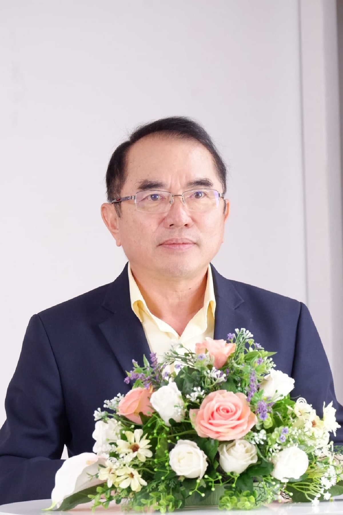 นพ.วรงค์  เดชกิจวิกรม  หัวหน้าพรรคไทยภักดี 