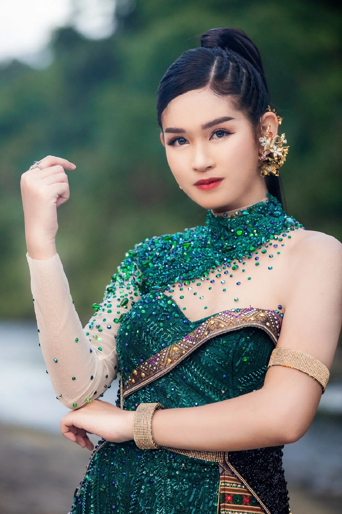 "เบลล์ นิภาดา X แอน อรดี" สวยออร่าจับ ในซิงเกิ้ลปิดอัลบั้ม โอ้ยกะละวาคิดฮอด