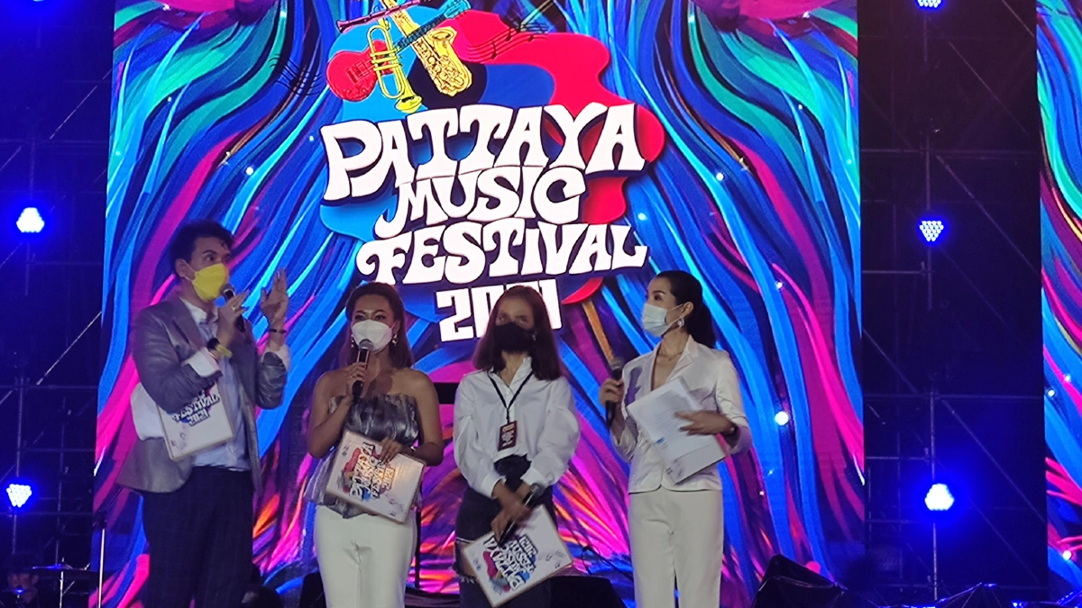 ใครไปเที่ยวมาบ้าง "Pattaya Music Festival 2021" คืนนี้อีกคืน