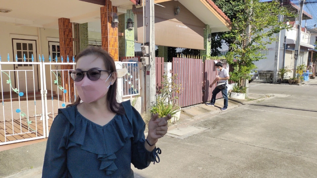 เจ้าของบ้านโอดครวญ "ผู้เช่า" ค้างค่าเช่า ทิ้ง "พิทบูล" ไว้เป็นภาระอีก 2 ตัว