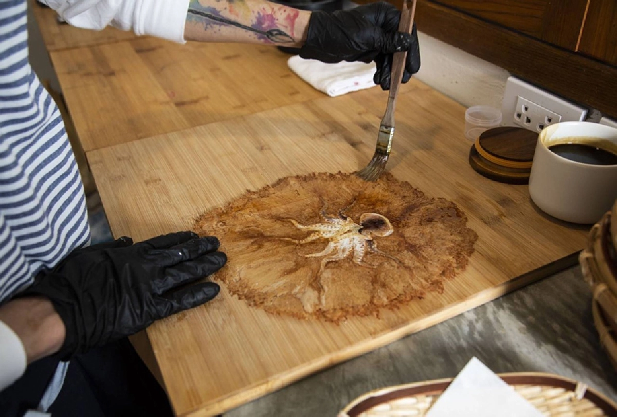 Senbei Teyaki s Signature