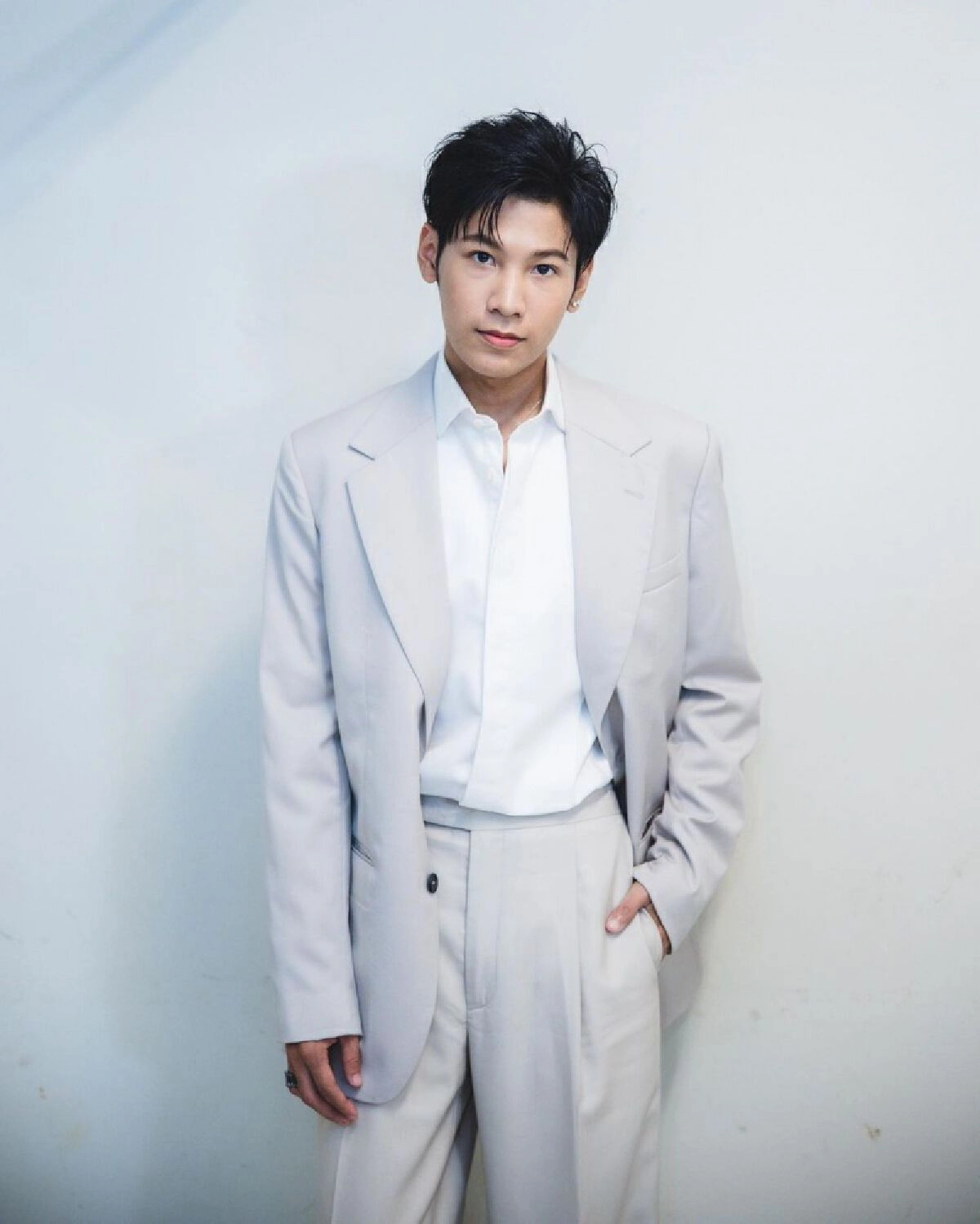 "สิงโต ปราชญา" ช่วยระดมทุน มอบโรงเรียนบ้านในเพลา ช็อกมีครูประจำคนเดียว