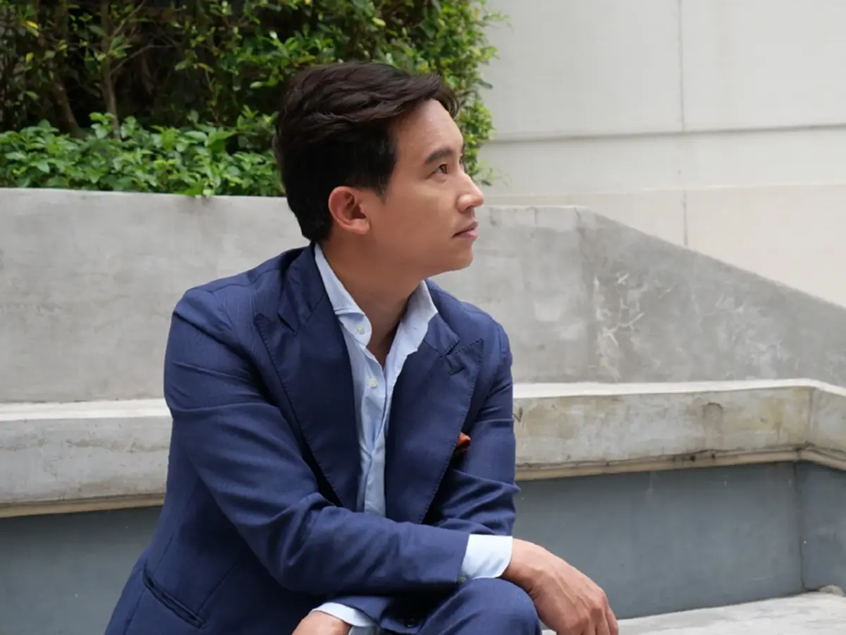 ขอ 3 คำ พรรคก้าวไกล "พิธา ลิ้มเจริญรัตน์" เปิดใจจุดยืนบนสมรภูมิการเมืองเดือด