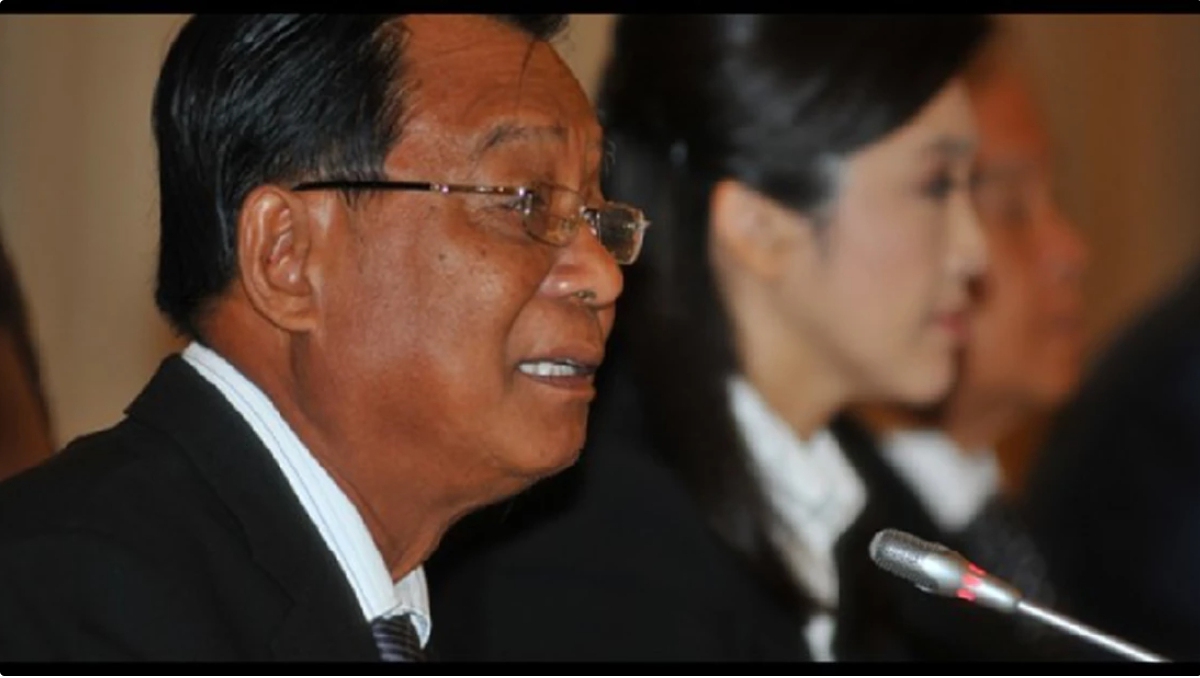 "ดร.โกร่ง"  ดร.วีรพงษ์  รามางกูร  อดีตรองนายกฯและรมว.คลัง และที่ปรึกษาพล.อ.เปรม ติณสูลานนท์ ด้านเศรษฐกิจ  