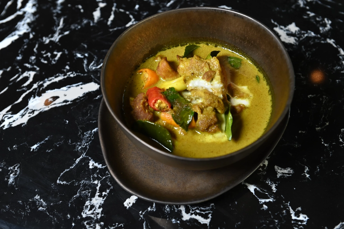 แกงระแวงซี่โครงอ่อน