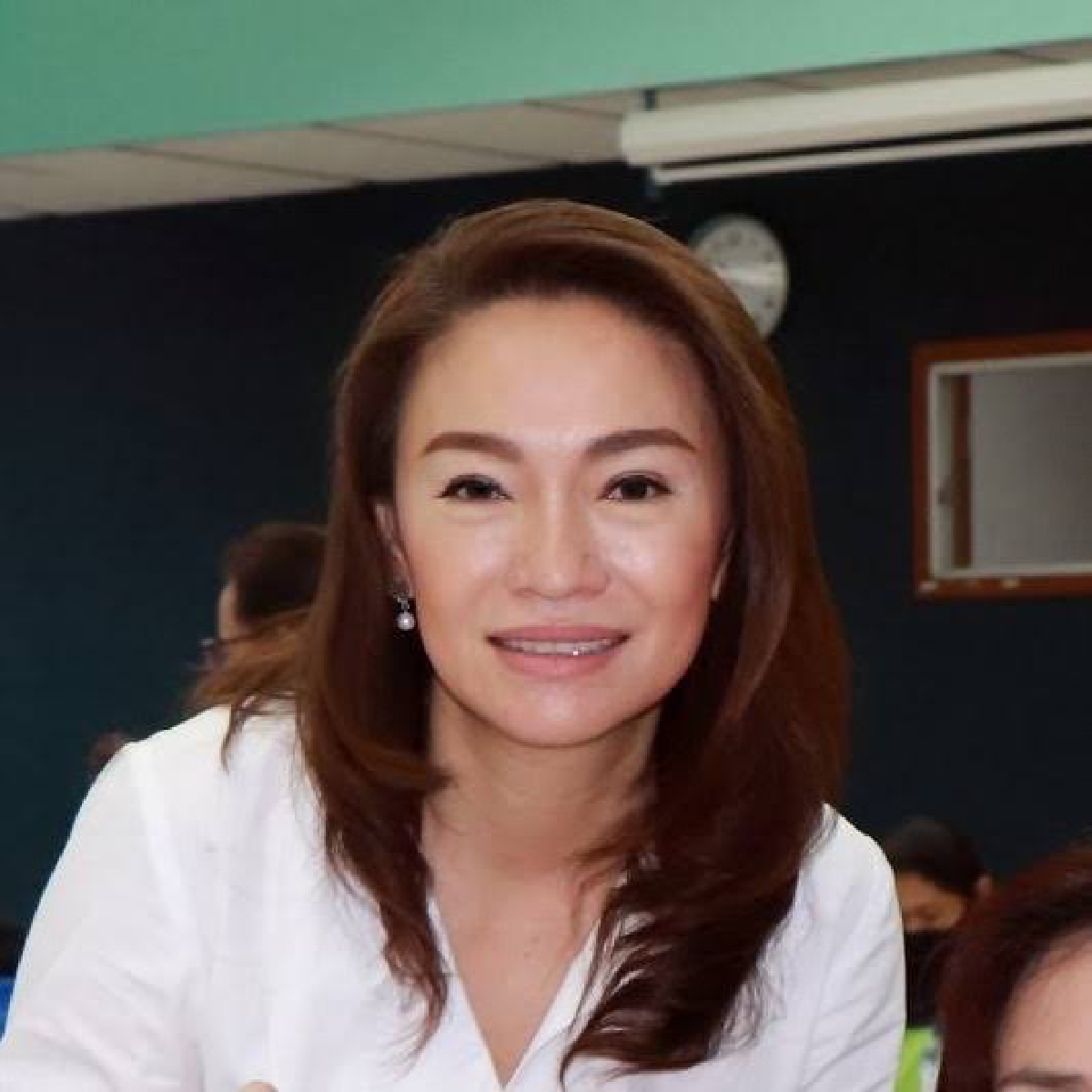 กรณิศ งามสุคนธ์รัตนา ส.ส.กทม. เขต 4 คลองเตย-วัฒนา พรรคพลังประชารัฐ