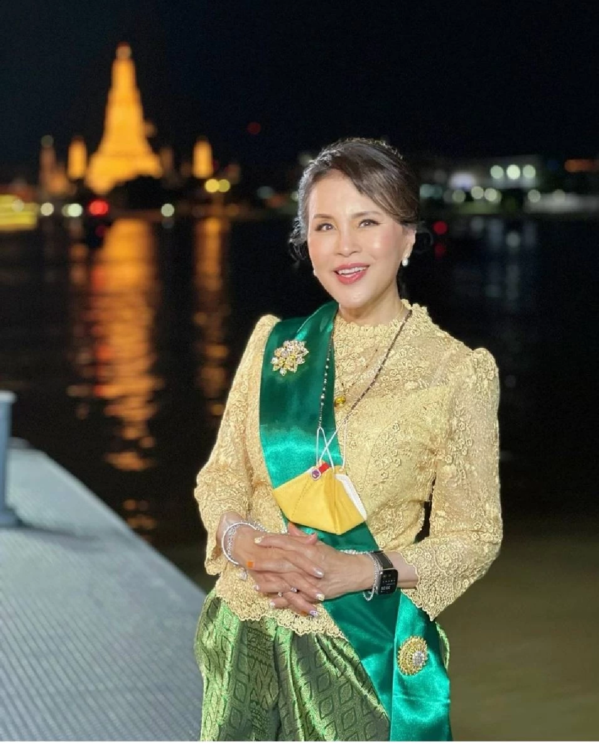 ทูลกระหม่อมหญิงอุบลรัตนฯ ทรงลอยพระประทีปล่วงหน้า ณ ท่าราชวรดิฐ