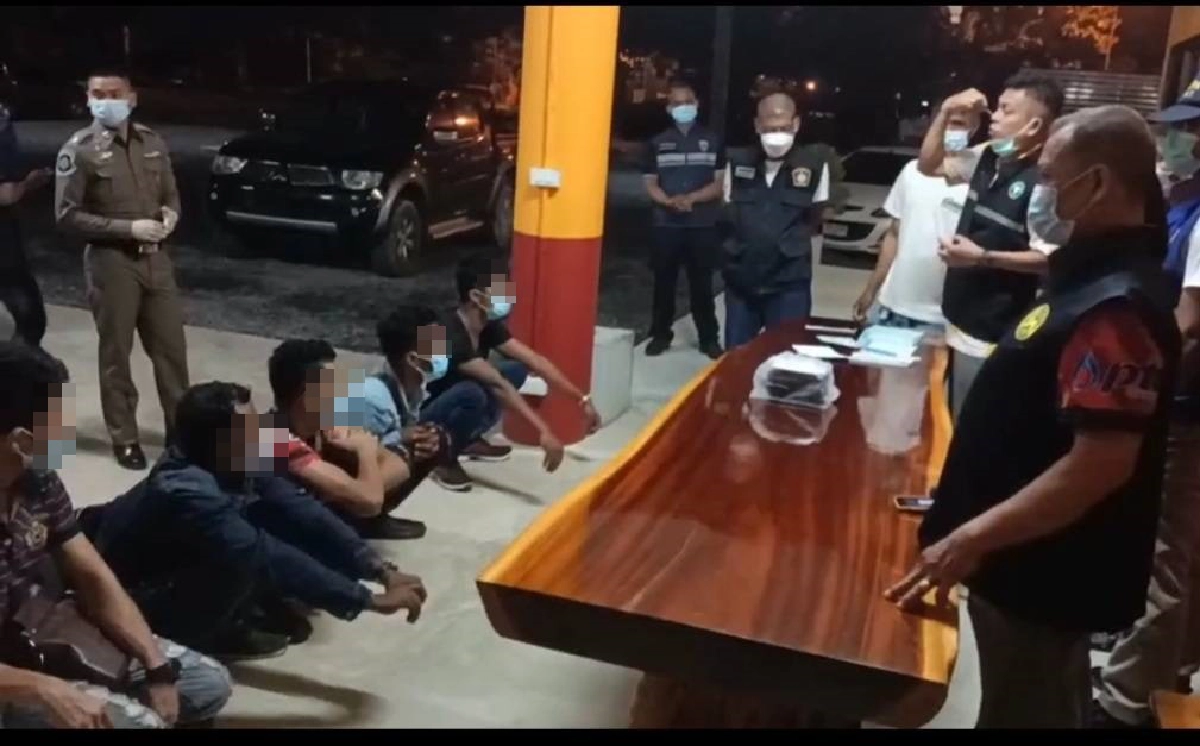 ตำรวจทางหลวง สกัดจับรถบรรทุก ลักลอบลำเลียง "แรงงานพม่า" ส่งนครศรีธรรมราช