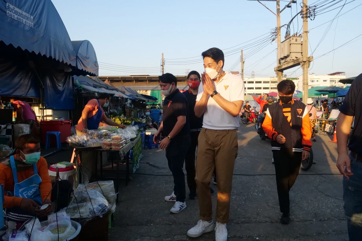 “เพชร-กรุณพล” ว่าที่ผู้สมัครส.ส.ก้าวไกล ลั่นขอเปลี่ยนประเทศให้ดีขึ้น