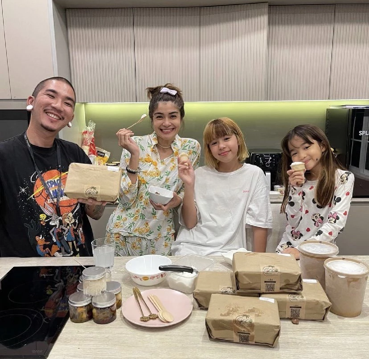 เอาจริง \"แจง\" เมีย \"แจ๊ส ชวนชื่น\" แจ้งความพรุ่งนี้หลังถูกมือดีตัดต่อรูปโป๊
