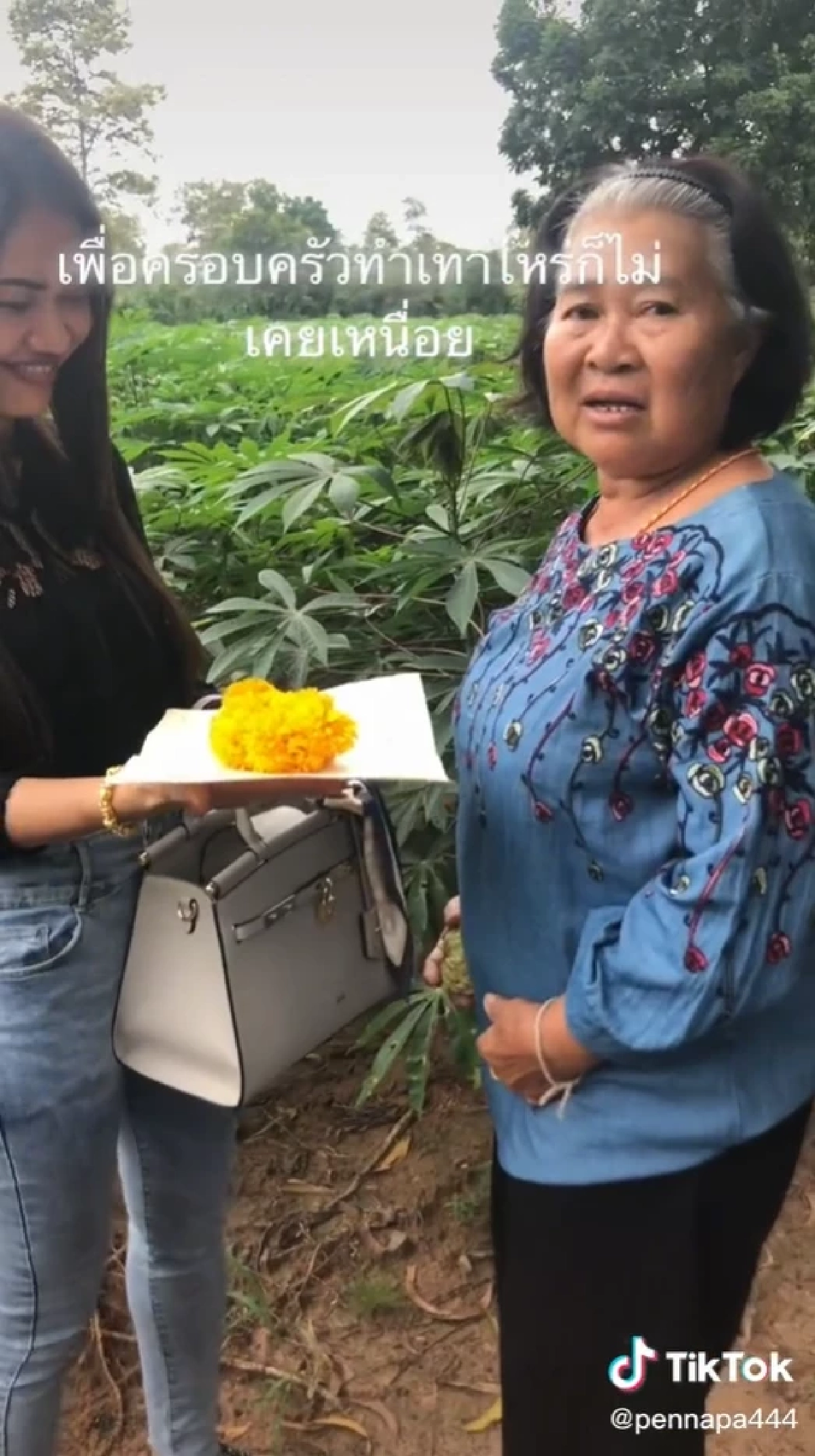 "ชีวิตจริงยิ่งกว่านิยาย" 20 ปีที่รอคอย แม่รู้ความจริงร่ำไห้กอดลูก (คลิป)