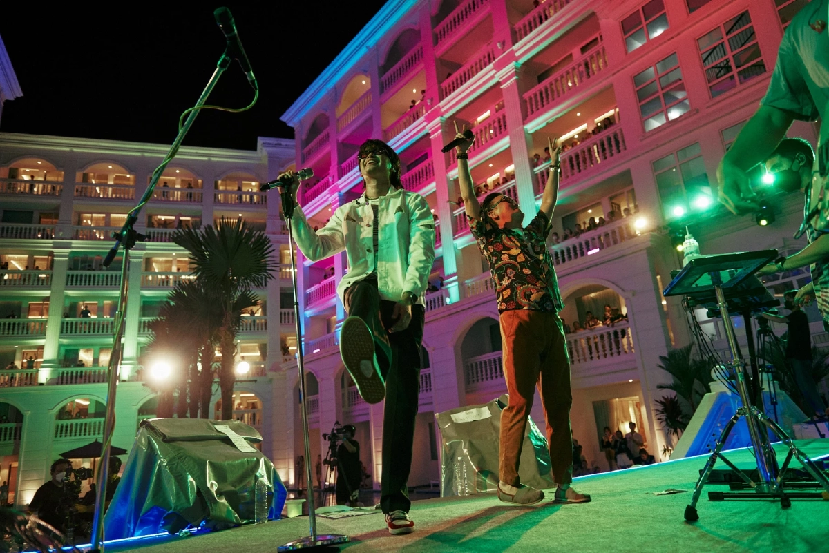 "อิ้งค์-นนท์" นำทีมคอนเสิร์ตตอบโจทย์ยุคนิวนอร์มอล ดนตรีที่ริมระเบียง