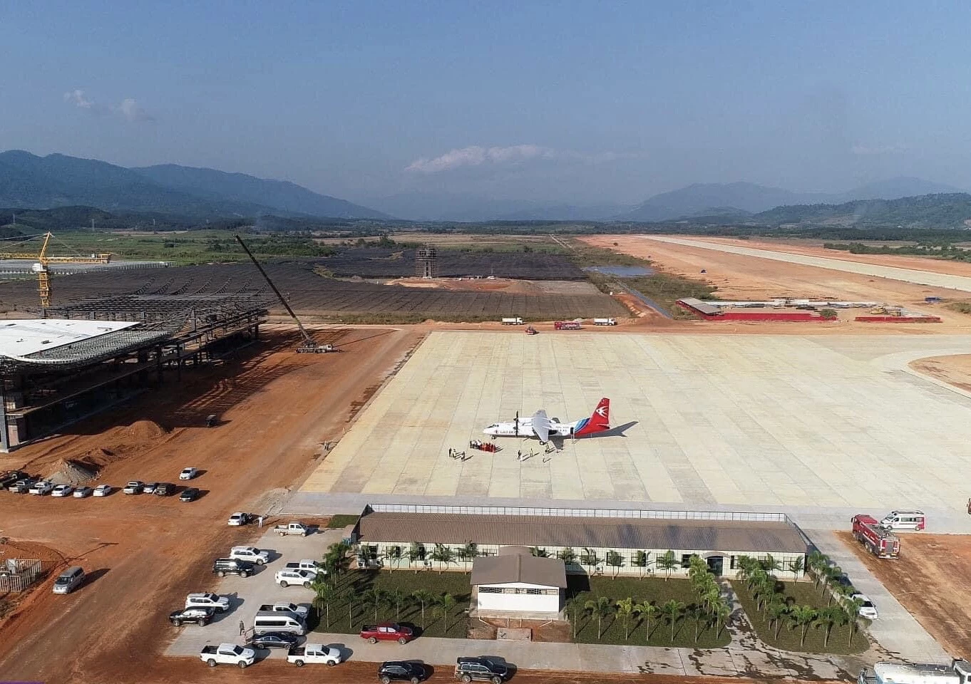 สนามบินสามเหลี่ยมทองคำ หรือสนามบินสากลบ่อแก้ว