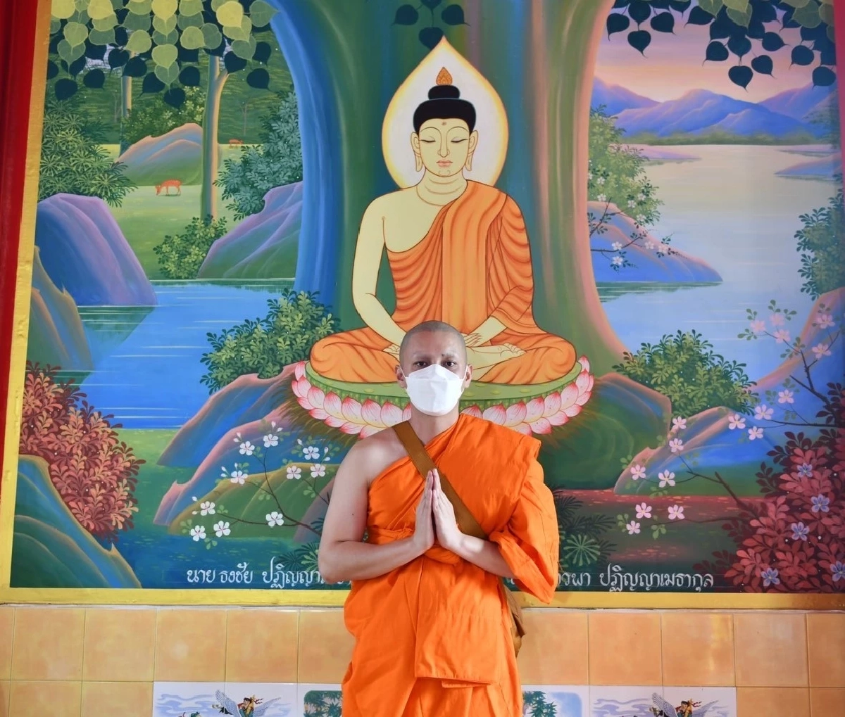 "ธันวา สุริยจักร" เข้าสู่ร่มกาสาวพัสตร์ ได้ฉายา "นาควโร"