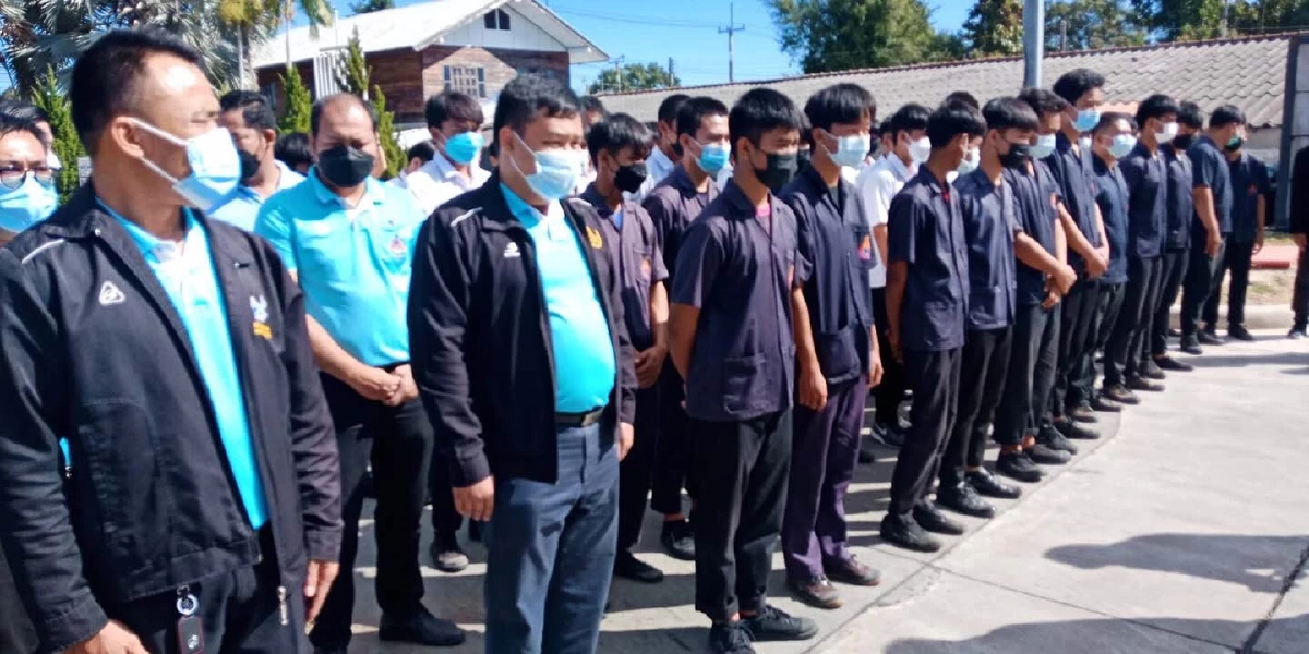 อุ่นใจ "ส่งท้ายปีเก่า" ต้อนรับปีใหม่ ตร. และนักศึกษา ช่วยดูแล บริการประชาชน