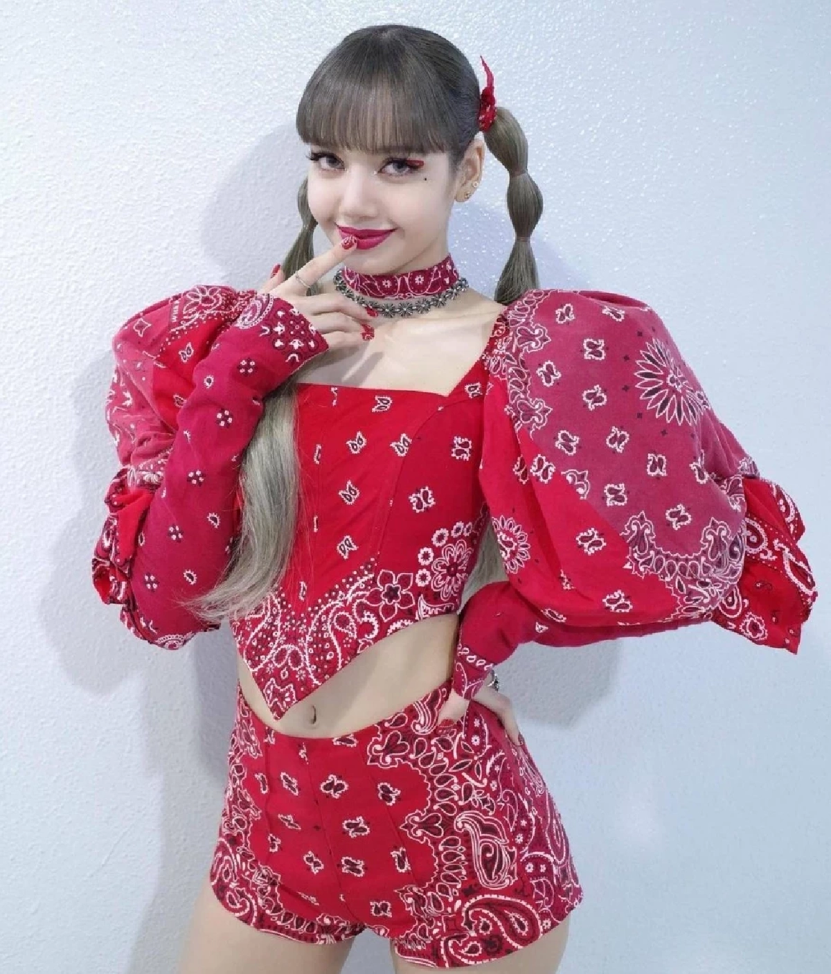 "ลิซ่า Blackpink" ปังมาก กวาด 4 รางวัลใหญ่ แถมคว้ารางวัลผู้หญิงหน้าสวย