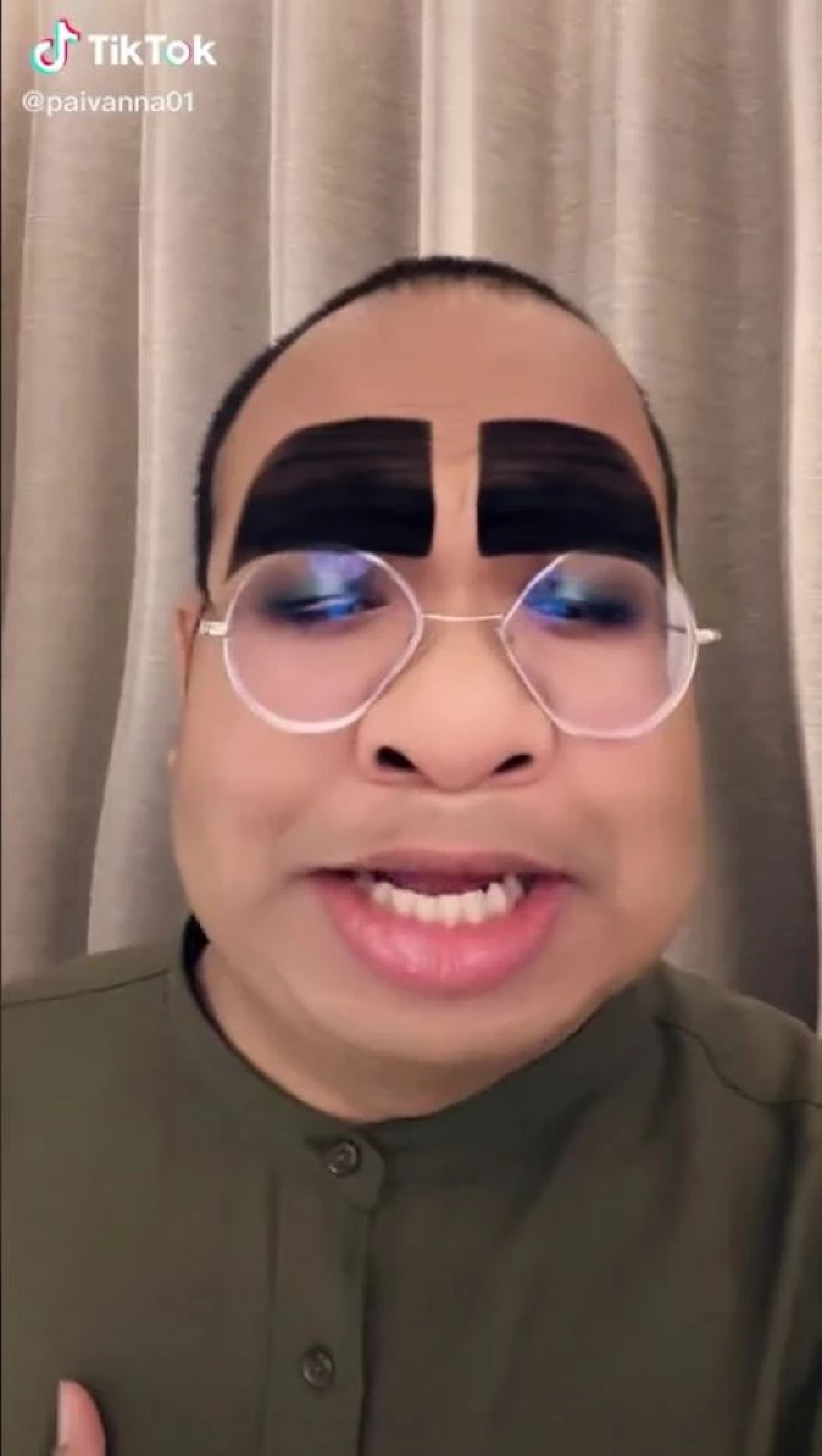 (คลิป) "ทิดไพรวัลย์" เดบิวต์ เป็นดาว Tiktok โพสต์เดียวทะลุ 1 ล้านผู้ชม จึ้งมาก