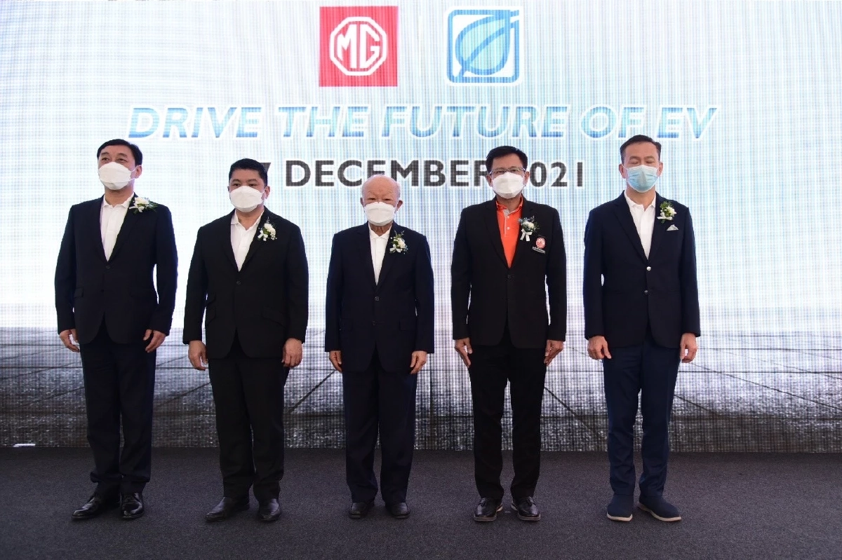 MEA ร่วมเปิดสถานีอัดประจุไฟฟ้า MG และบางจาก