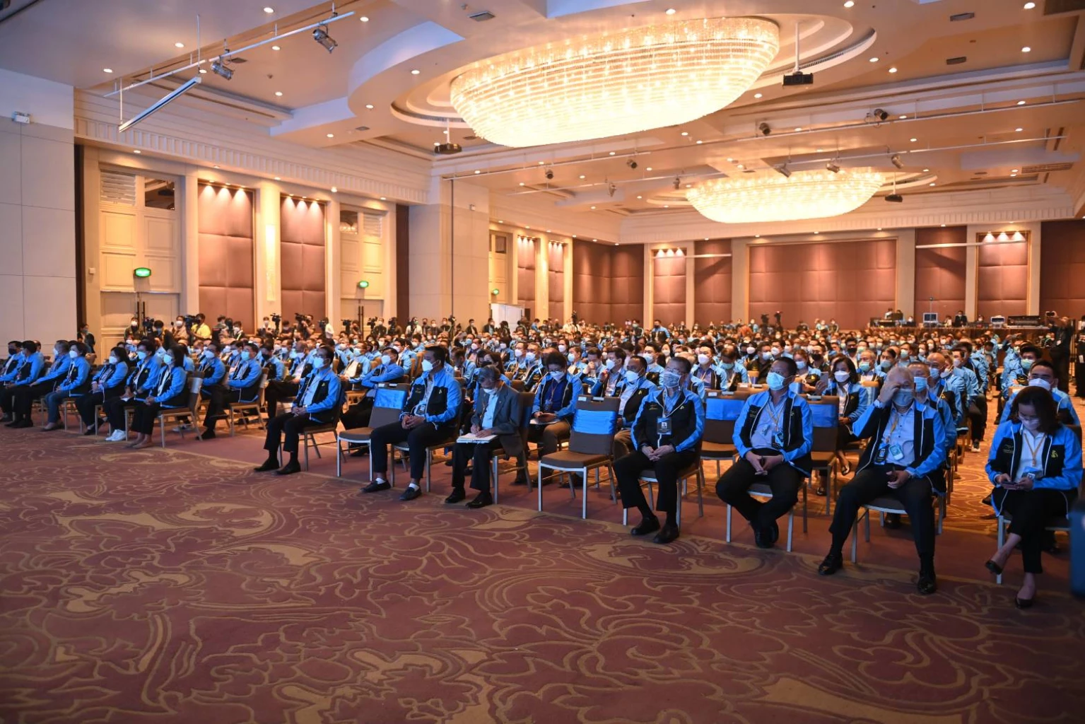 จุรินทร์ ลั่น 3 เงื่อนไข "ประกันรายได้ - แก้ไขรธน.- ซื่อสัตย์ สุจริต" เพื่อปชช.