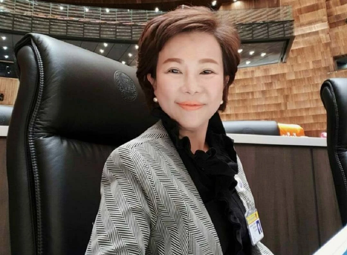 ก้าวไกลชี้ครอบครัว “นิพนธ์” หาประโยชน์จากนิคมฯจะนะ เป็นความวิบัติรัฐบาล