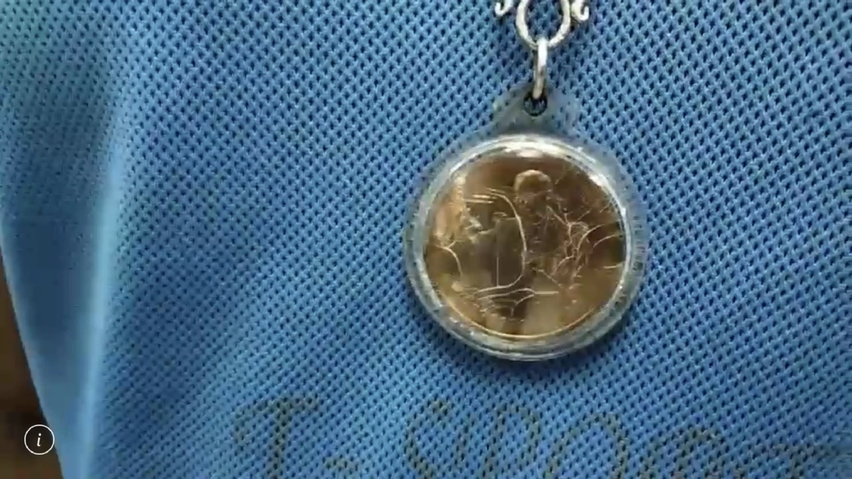 ดวงคนโสด กลับจากฉีดวัคซีน ซื้อ "ลอตเตอรี่" แค่ใบเดียว รับ 6 ล้าน