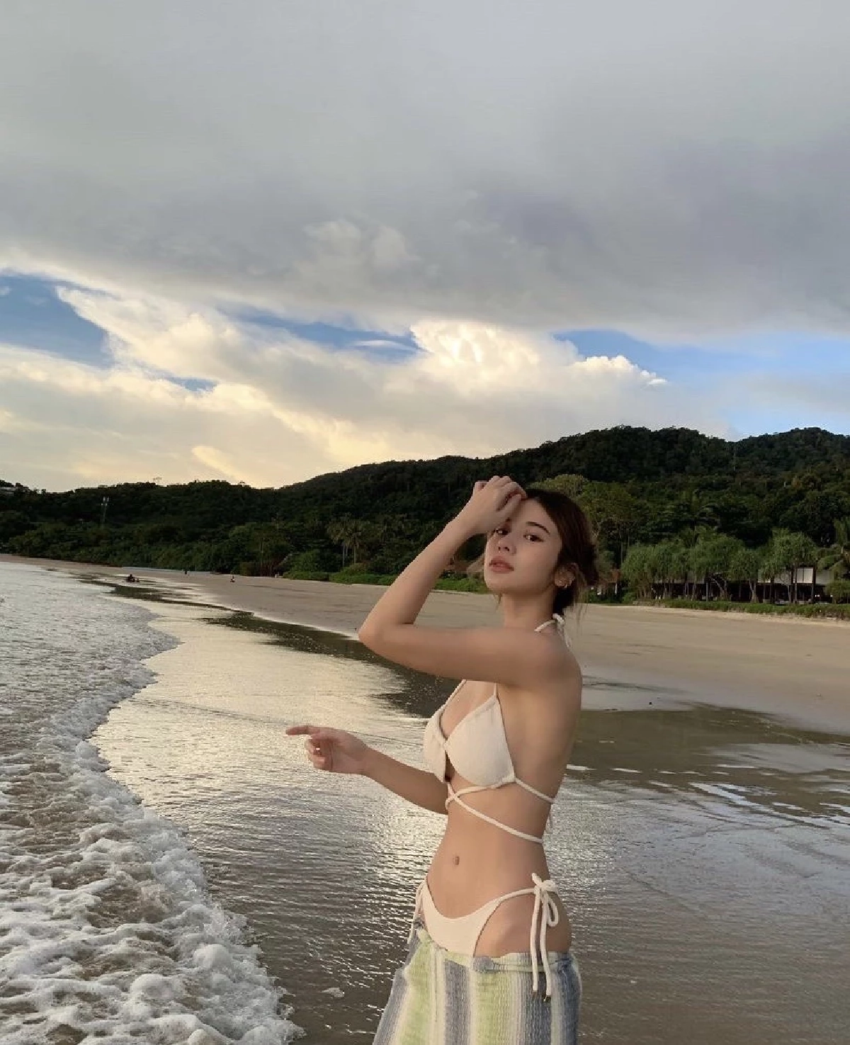 เกือบไม่กล้าลง "เก้า สุภัสสรา" โพสต์รูปในชุดที่คิดว่าเซ็กซี่ที่สุดในชีวิต