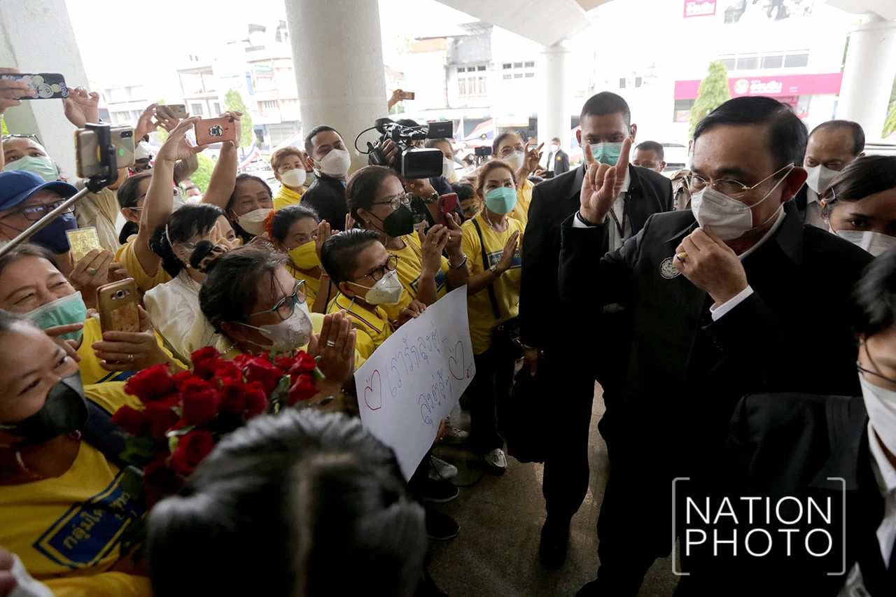 "นายกฯ"-อนุพงษ์ ลงยะลาเยี่ยมกลุ่มอาชีพ สร้างรายได้ เข้มรักษาความปลอดภัย