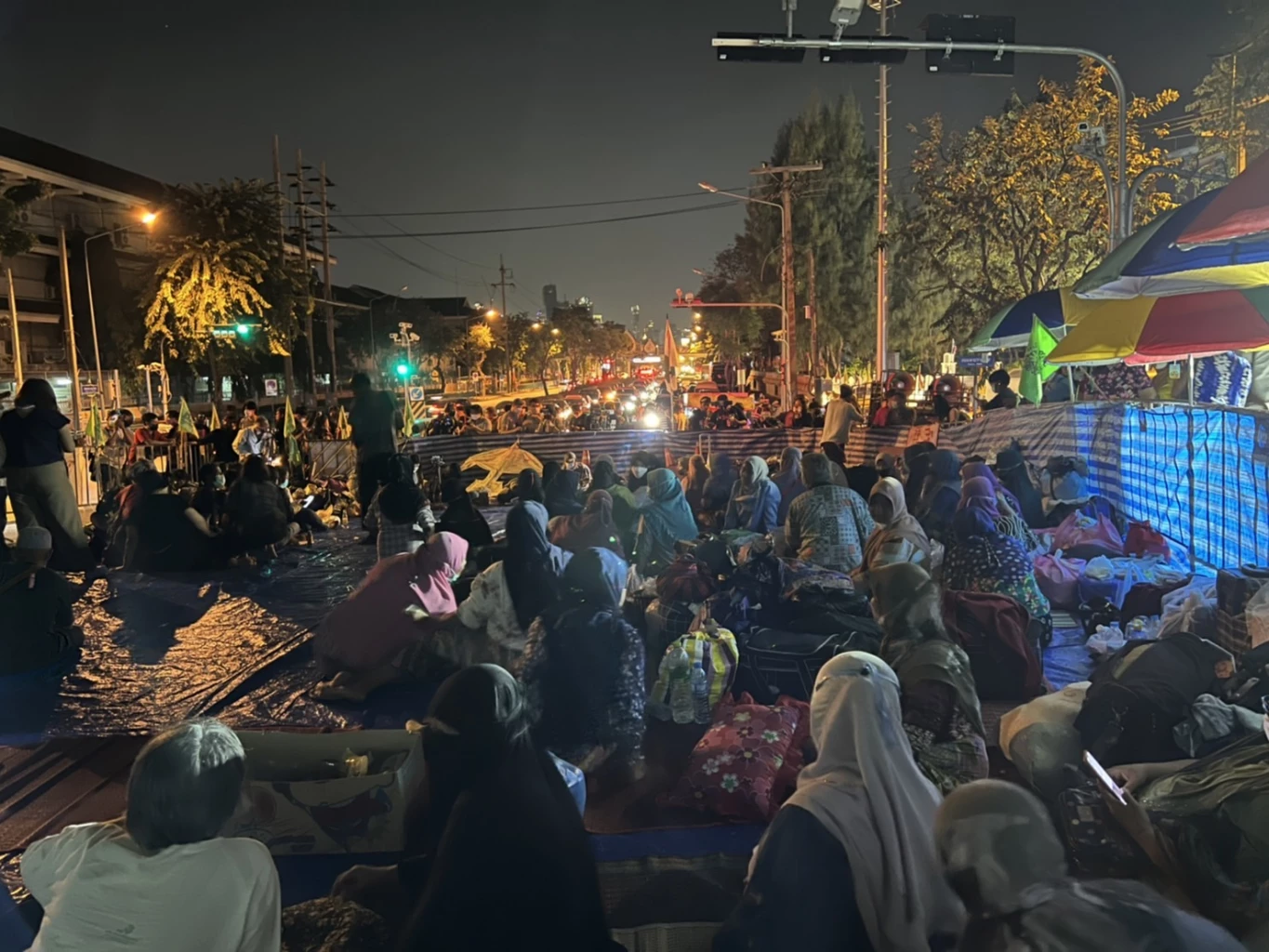 "จะนะรักษ์ถิ่น"ปักหลักต่อ หลังมติ ครม.ยังไม่ชัดเจน