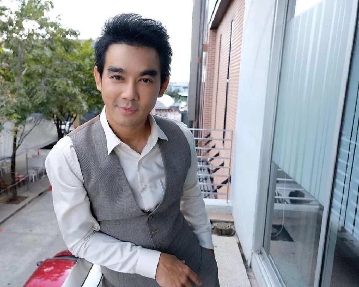 ชาวเน็ตแห่ถามบ้านเลขที่ "มอส ปฏิภาณ" หลังโพสต์ภาพเรือนคุณทวด