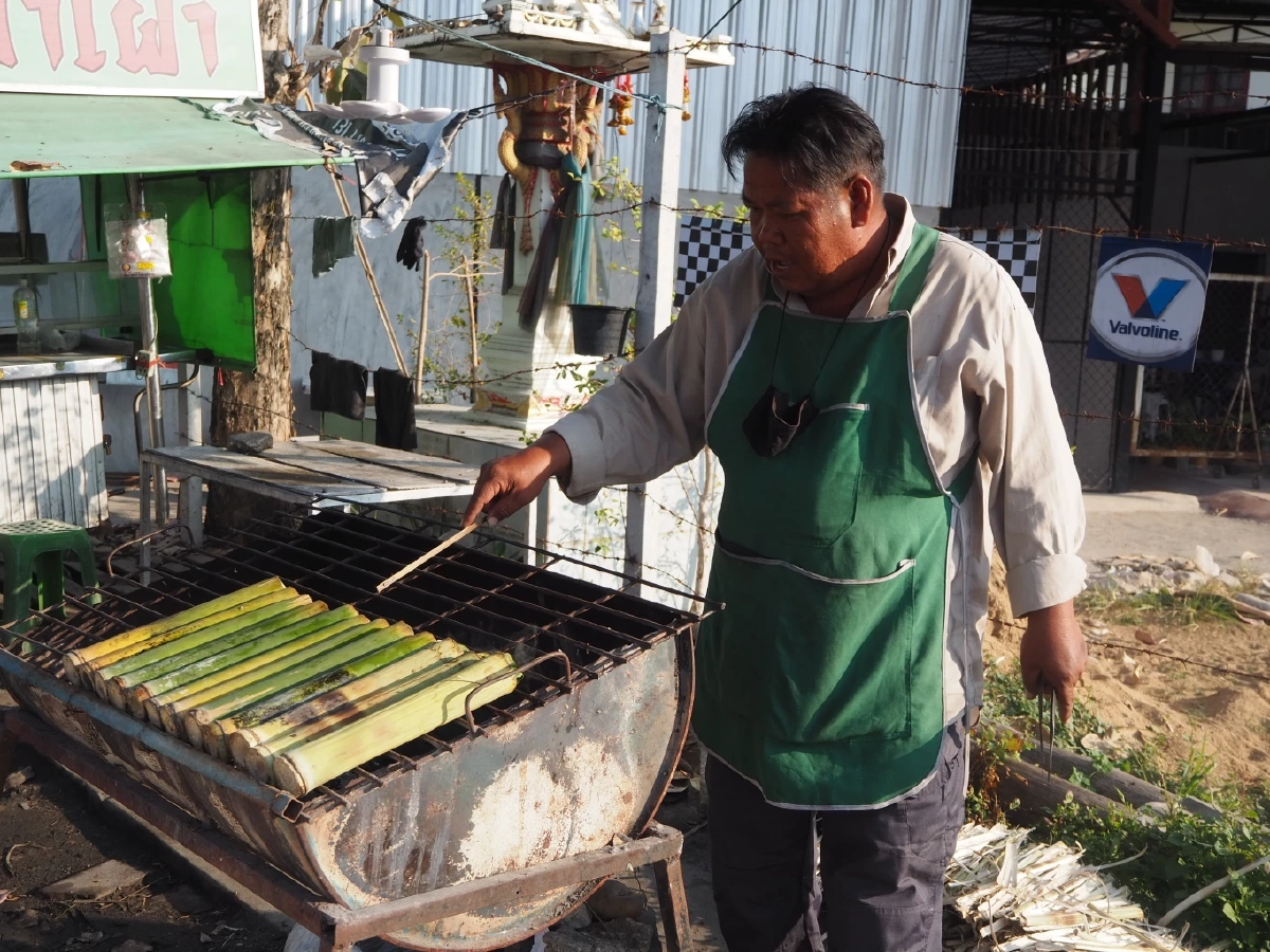 "ข้าวหลามหนองหอย" ไส้ชีส-ปูอัด พลิกวิกฤต "โควิด" โกยรายได้วันละครึ่งหมื่น