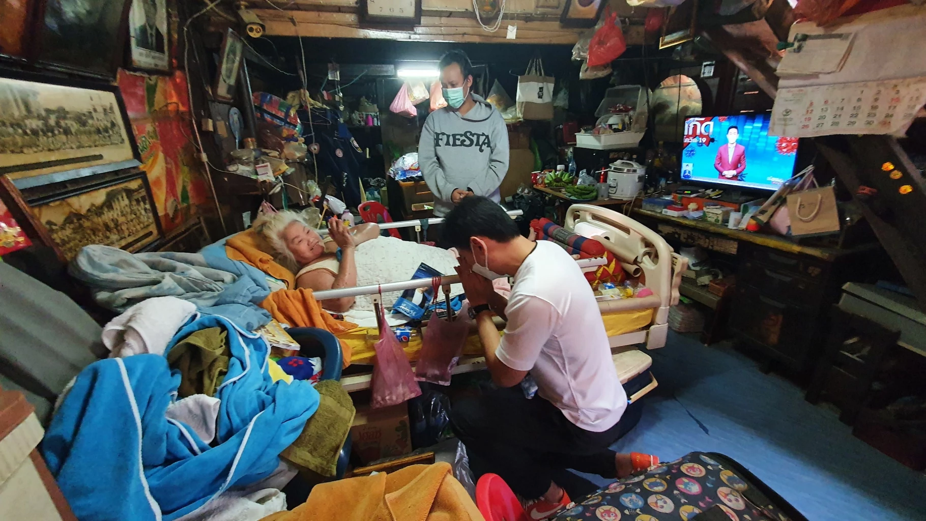 “ดร.สุชัชวีร์” บุกบางรัก ขอฟื้นคุณภาพการศึกษากทม. เร่งคืนพื้นที่สาธารณะ