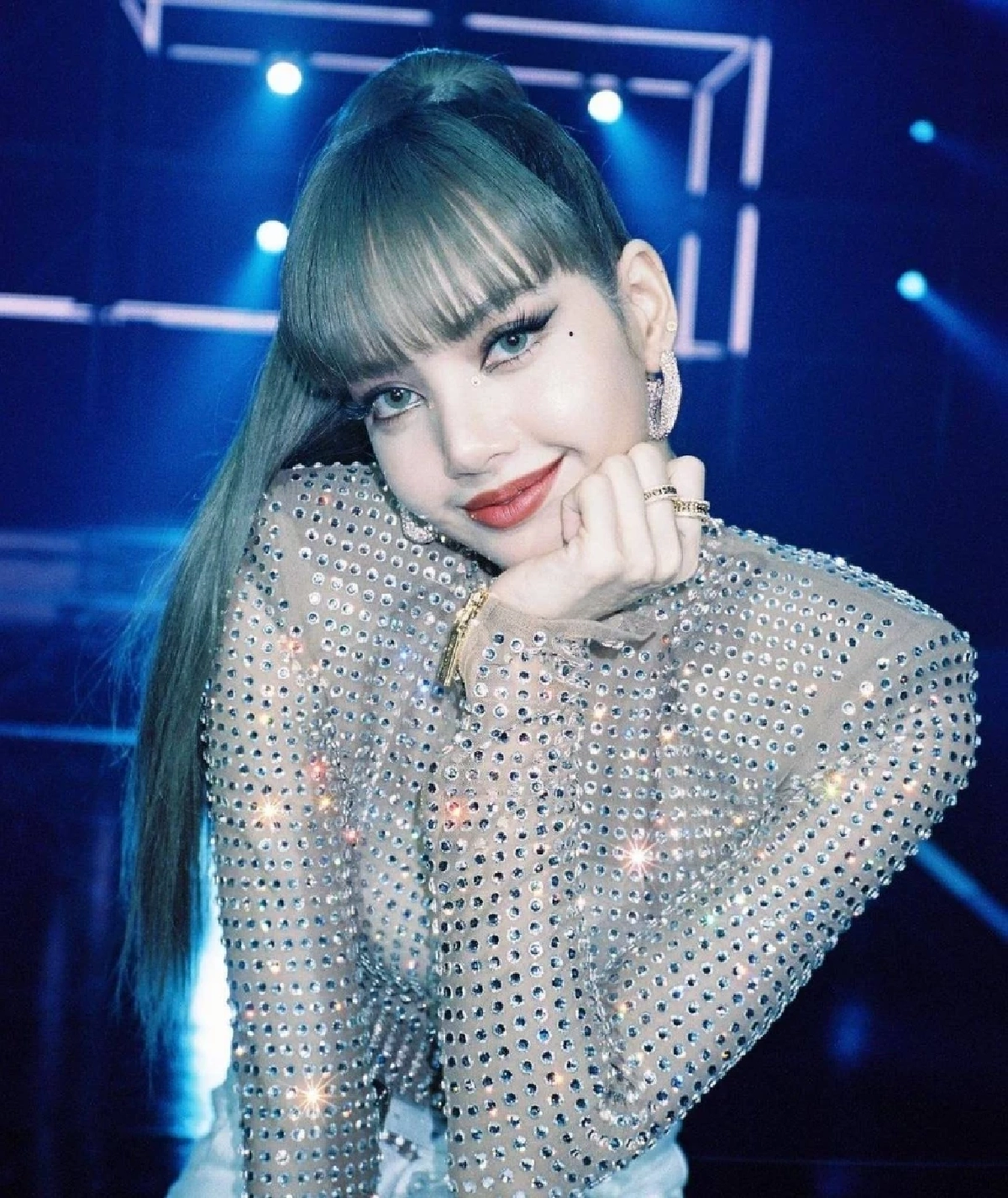 "ลิซ่า Blackpink" ปังมาก กวาด 4 รางวัลใหญ่ แถมคว้ารางวัลผู้หญิงหน้าสวย