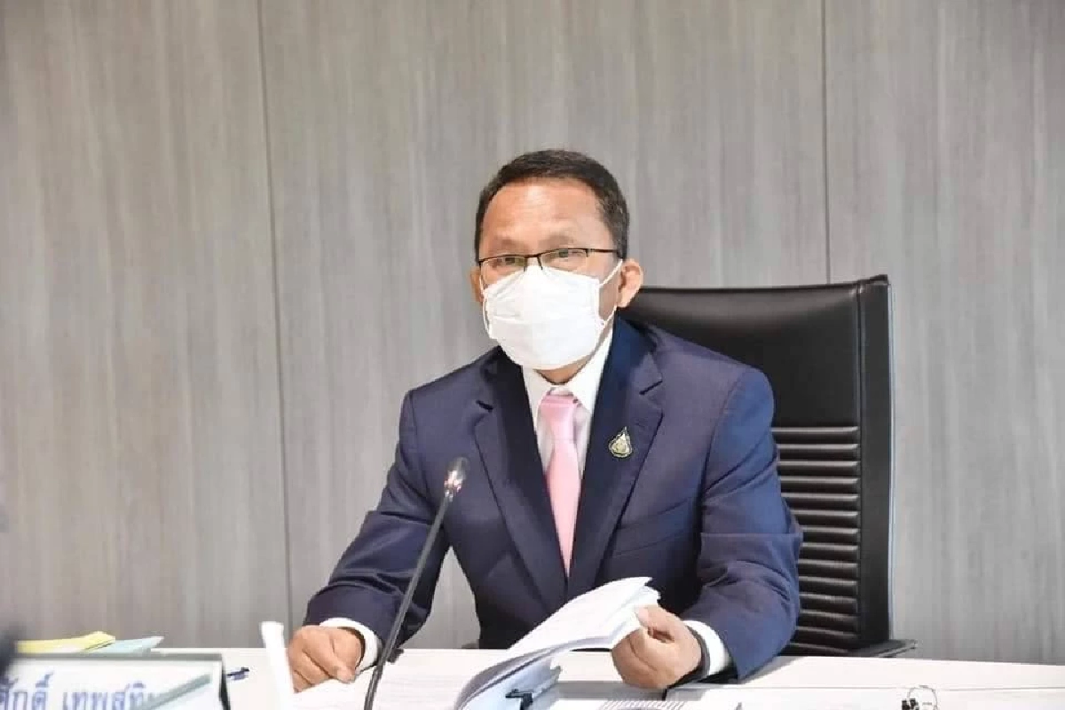 "สมศักดิ์" ตั้ง "อธิบดีศุลกากร" นั่งปธ.อนุฯสกัดลอบนำเข้า-ส่งออก "ยาเสพติด"