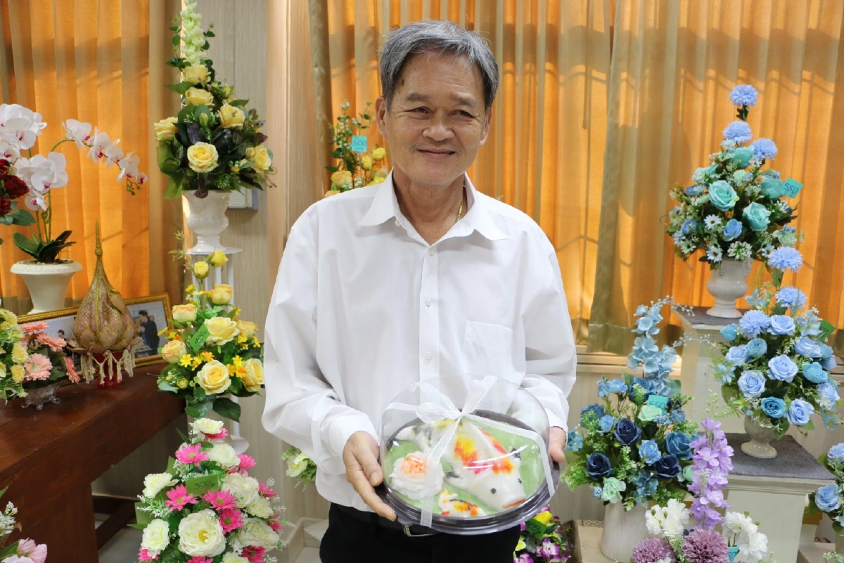 สนับสนุน นักศึกษา ส่ง "ปลาคราฟ" มงคล มอบความสุขวันปีใหม่