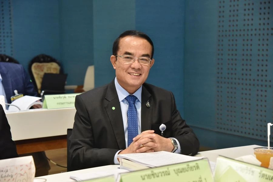 ชินวรณ์ บุญยเกียรติ ส.ส.นครศรีธรรมราช 9 สมัย