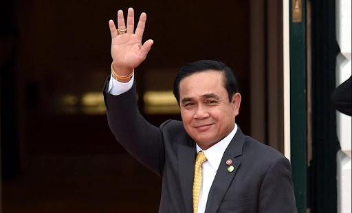 ตามไปดูบทบาท 2 ป. ลุงตู่-ลุงป้อม ที่กุนซือบอกว่าการเมืองไม่ยุ่ง มุ่งแต่งาน