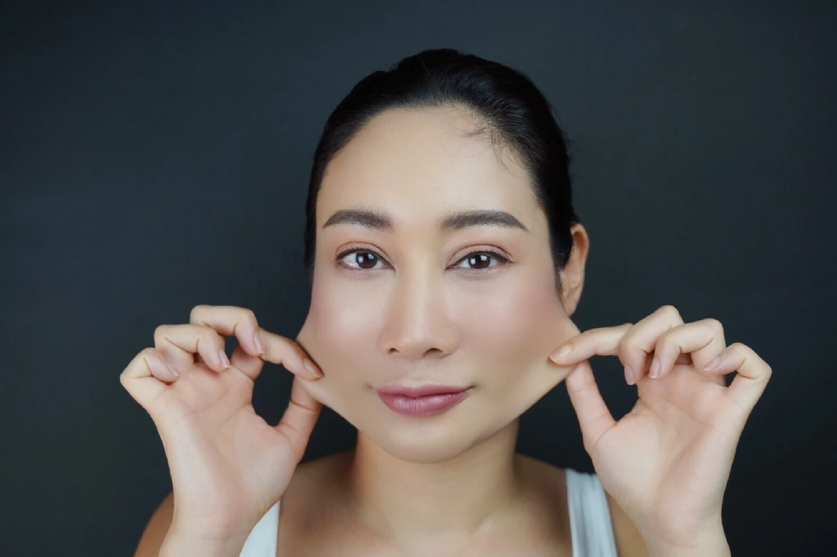 เสพติดศัลยกรรม "น้ำเพชร" หน้าย้วย ทุ่มเงินเรือนแสน ซ่อมหน้า