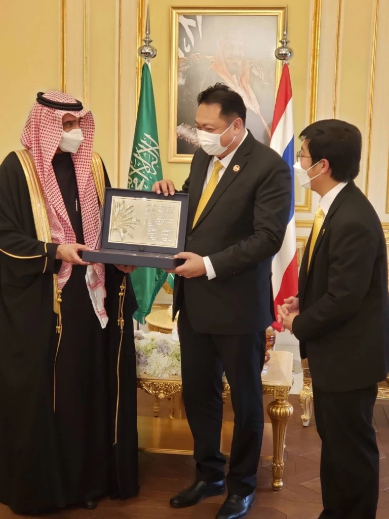 นายกรัฐมนตรี จี้ "กระทรวงแรงงาน" เร่งหาแรงงานส่งซาอุฯ