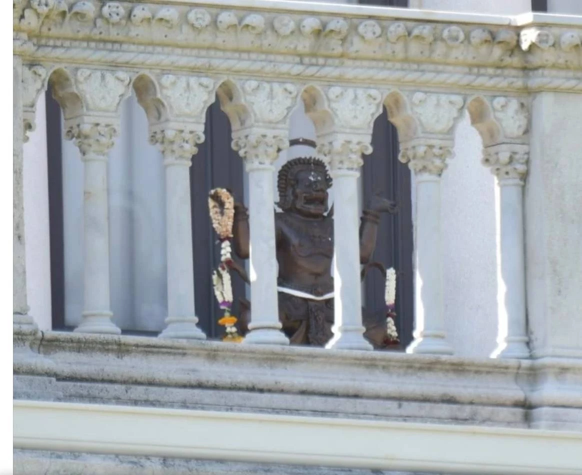 "พล.อ.ประยุทธ์" มีเคราะห์ ซินแสเข่งแนะอัญเชิญ เทพนรสิงห์ เพื่อสยบมาร