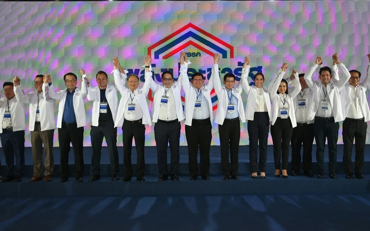 3 พรรคใหญ่ คอพาดเขียง เสี่ยงถูก "ยุบพรรค"