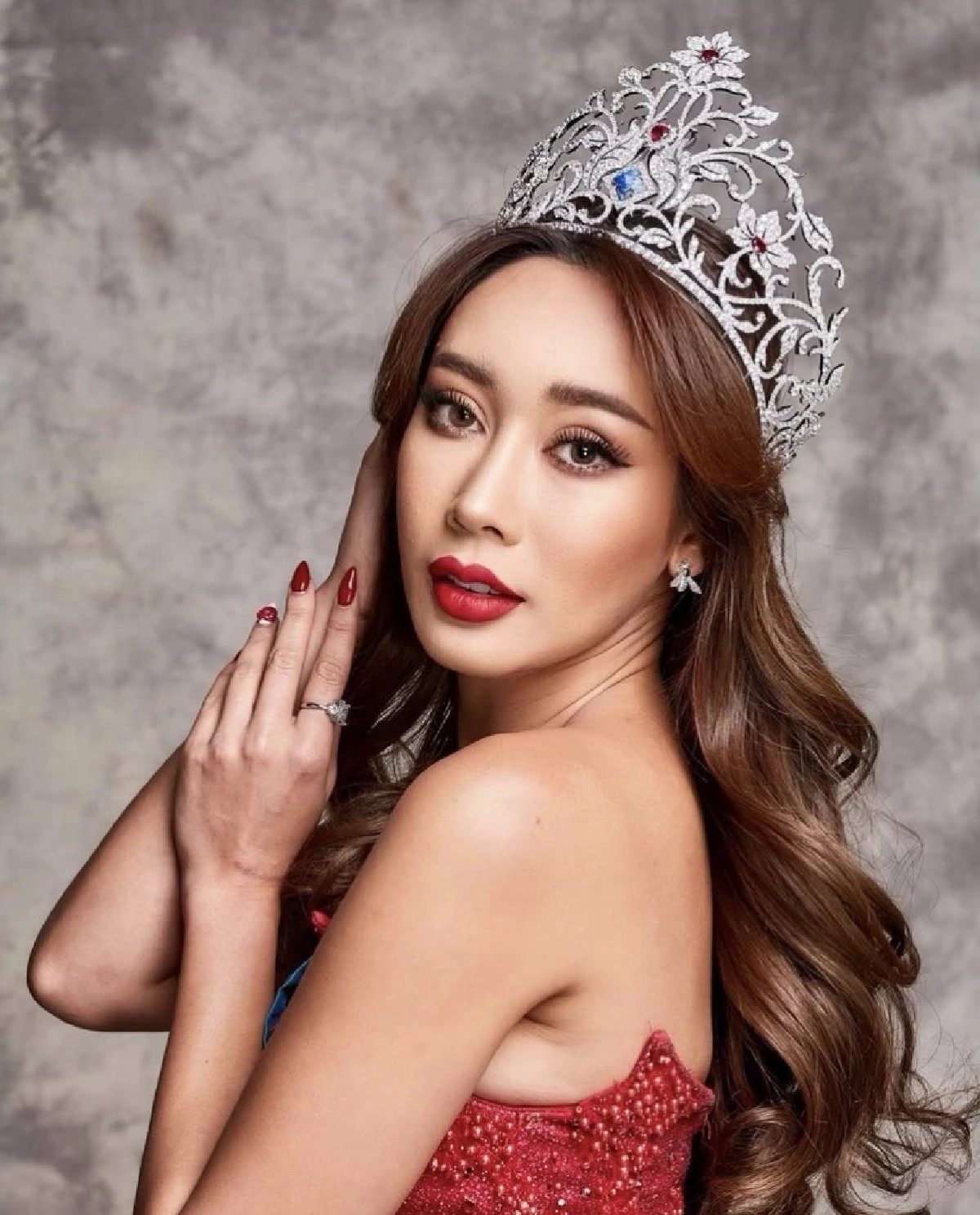 "น้ำเพชร ฏีญาร์ภา" เดือดปมเกรียนคีย์บอร์ดสงสัย "เคนโด้" คือใคร ?