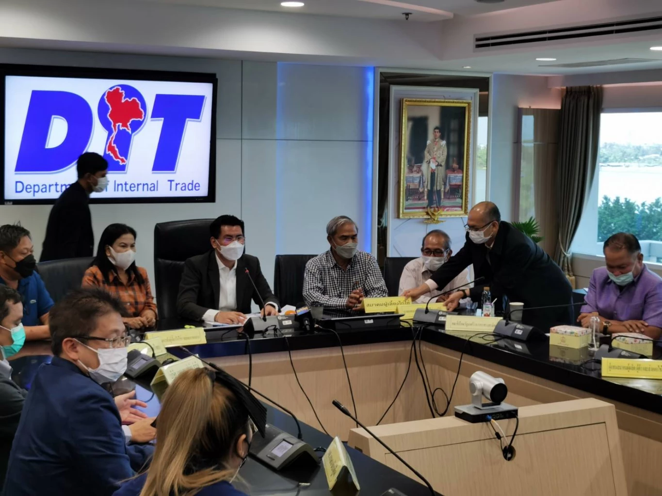 ปากกามาวง ตรึงราคาไข่คละหน้าฟาร์ม 2.90 บาทต่อฟอง จนกว่าสถานการณ์จะคลี่คลาย