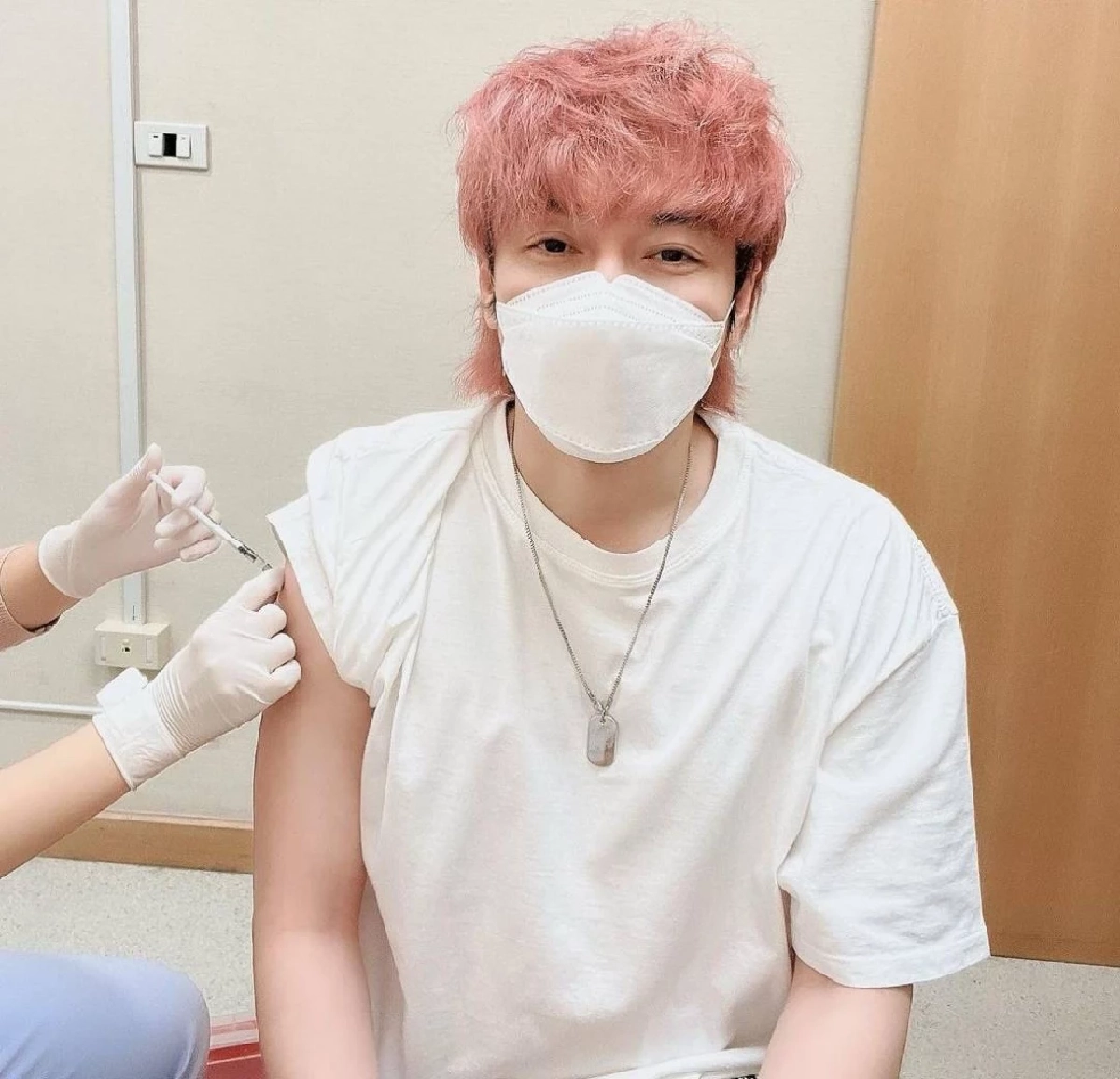 "รีวิวฉีดวัคซีนบูสเตอร์เข็ม 3" ปู แบล็คเฮด มีอาการอะไรบ้าง