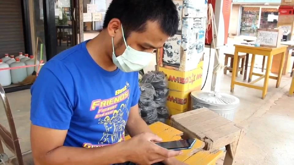 "ไรเดอร์" มือฉกโทรศัพท์ลูกค้ากลับใจดอดกลับมาร้าน 20 ฝากคืนเจ้าของมือถือ