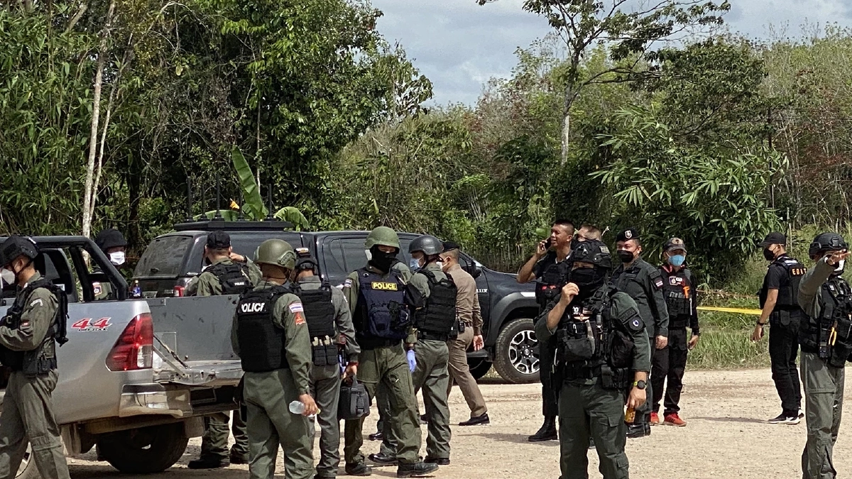 ยะลาป่วนไม่เลิก "คนร้ายลอบวางระเบิด"  ใกล้ถนนพาดรถไฟ ตร.สภ. ตาเซะ เจ็บ 2