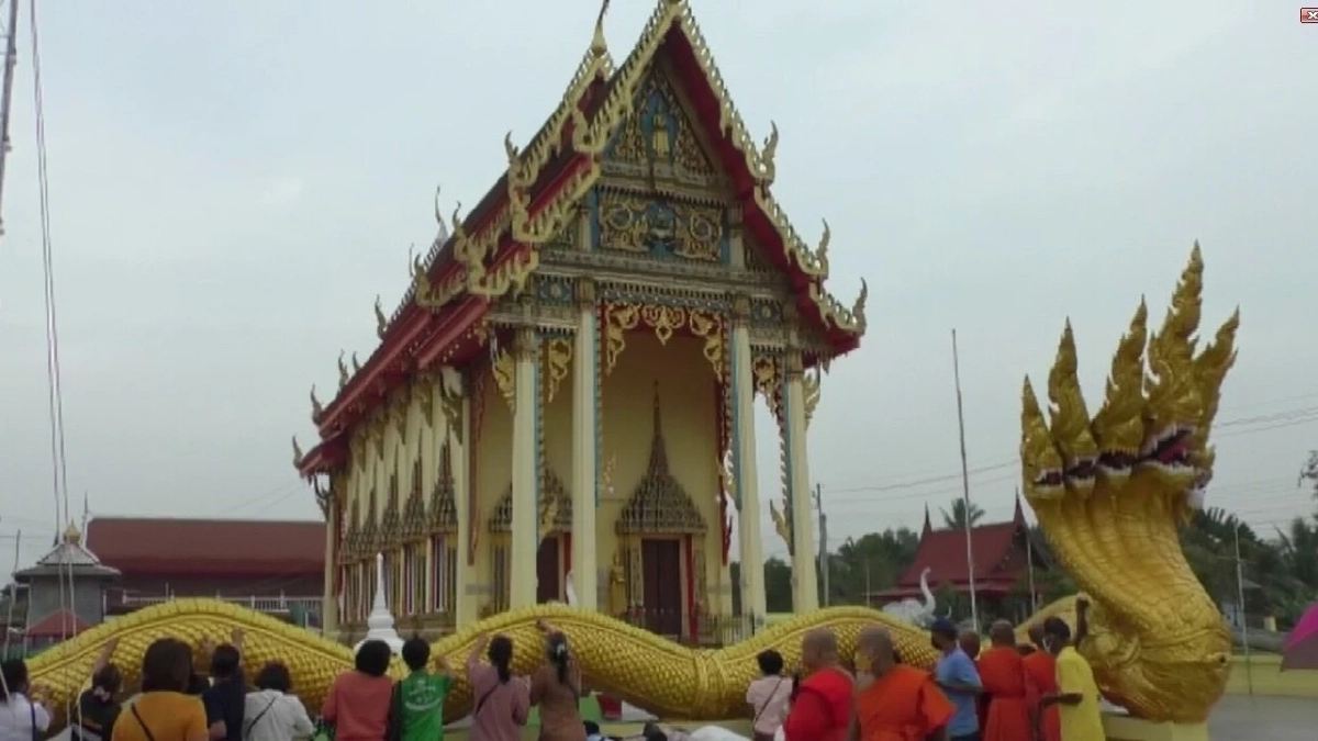 ทำบุญติดเกล็ด \"พญานาค 4 ตระกูล\" วัดศรีศรัทธาธรรม สมุทรสงคราม