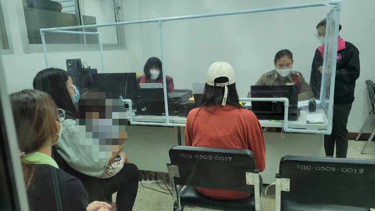 แม่สุดทน แจ้งจับ "พี่เลี้ยง"  ตีลูกสาววัย 2 ขวบ เป็นรอยแผลเขียวช้ำทั่วตัว