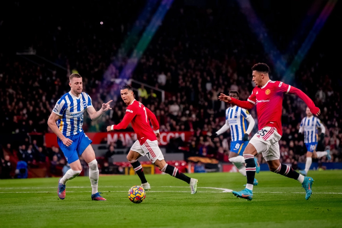 "แมนยู" คืนฟอร์มเปิดบ้านซัด ไบรท์ตัน ทะยานที่ 4 พรีเมียร์ลีก อังกฤษ