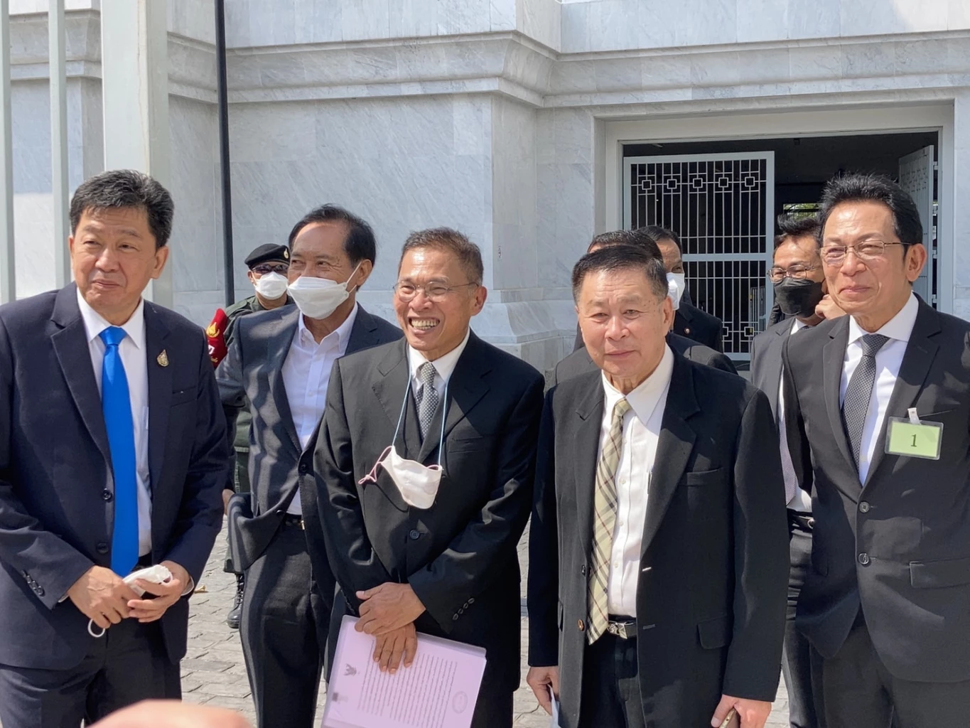 "วัฒนา เมืองสุข" ลุ้น 4 มีนา วันพิพากษา "คดีบ้านเอื้ออาทร"